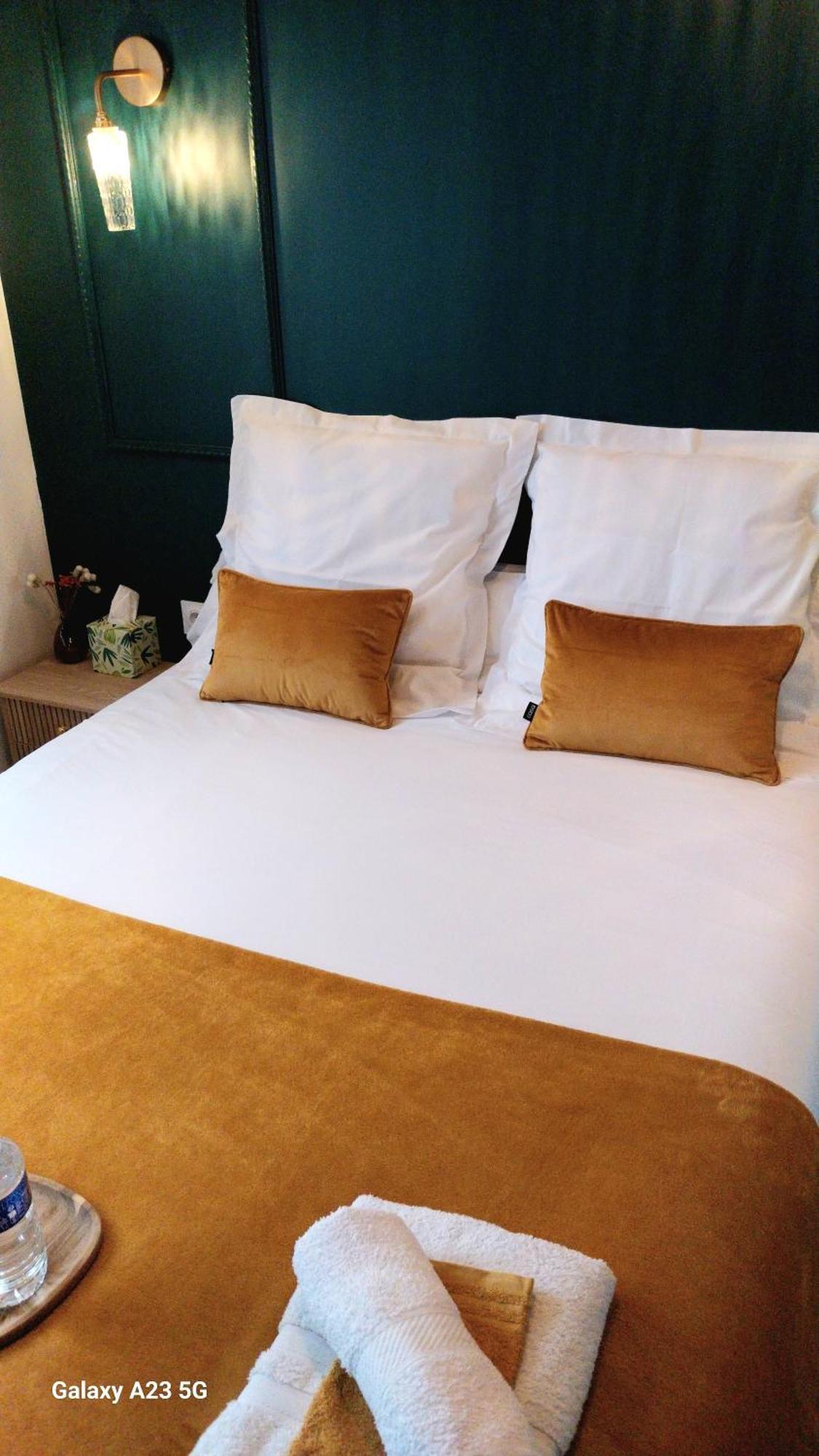 "Chez Lyly Et Juju" Piscine&Sauna Calme 3Chambres Angers Luaran gambar